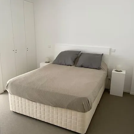Stylish 1 Bedroom - Amazing Views *
