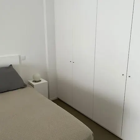 Stylish 1 Bedroom - Amazing Views *