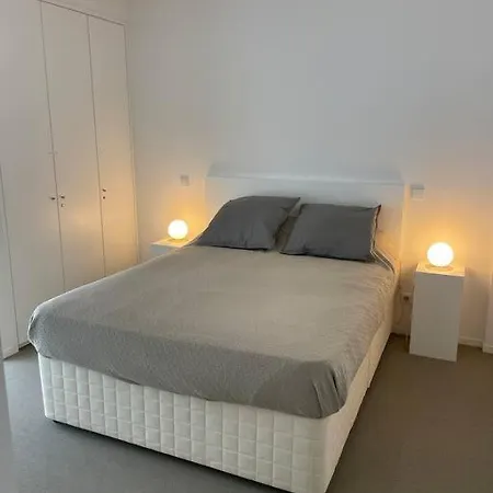 Stylish 1 Bedroom - Amazing Views Apartment