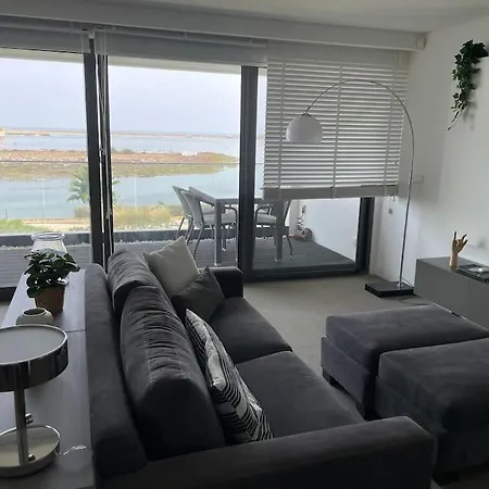 Apartment Stylish 1 Bedroom - Amazing Views *